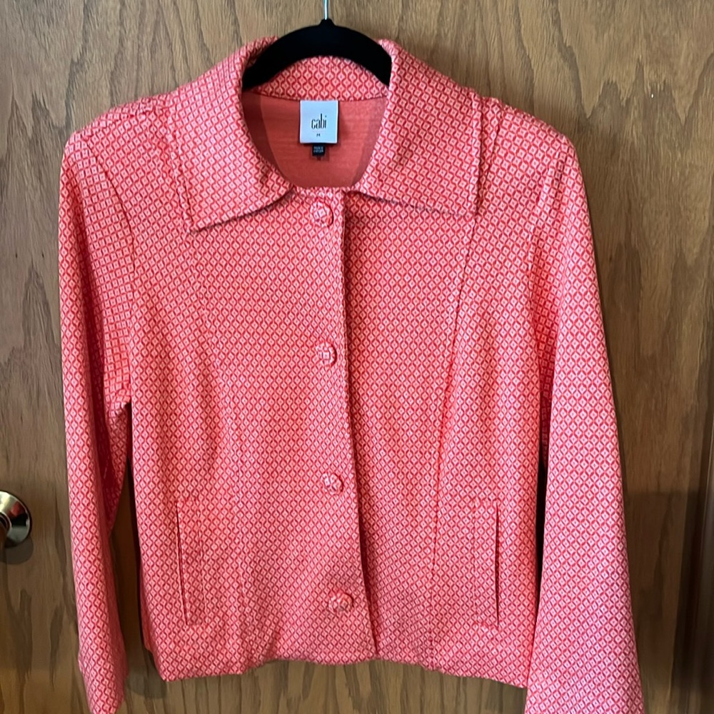 CAbi#6258 Matchmaker Topper in Tiger Lily, size medium. EUC